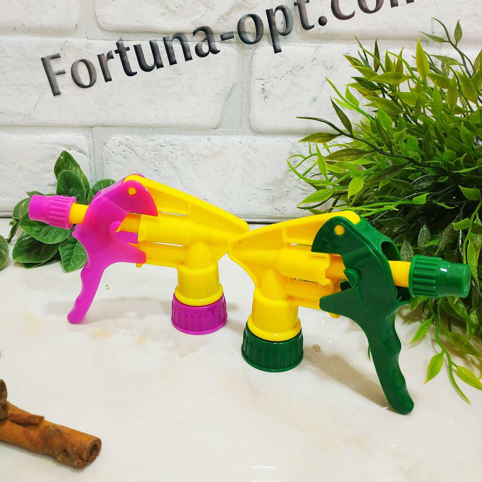 Брызгалка желто-зеленая 1533 ✅ базовая цена 19.76 грн. ✔ Опт ✔ Скидки ✔ Заходите! - Интернет-магазин ✅ Фортуна-опт ✅