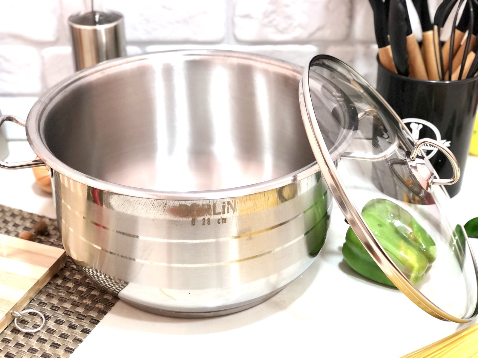 Кастрюля из нержавеющей стали Berlin - 2322 - 9 л ✅ базовая цена 535.60 грн. ✔ Опт ✔ Скидки ✔ Заходите! - Интернет-магазин ✅ Фортуна-опт ✅