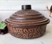 Жаровня из красной глины резная 3л - 2930 ➜ Оптом и в розницу ✅ актуальная цена - Интернет магазин ✅ Фортуна ✅