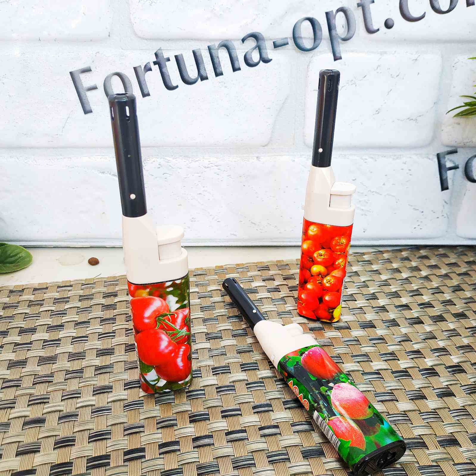 Зажигалка газовая короткая  1551 ✅ базовая цена 22.63 грн. ✔ Опт ✔ Скидки ✔ Заходите! - Интернет-магазин ✅ Фортуна-опт ✅