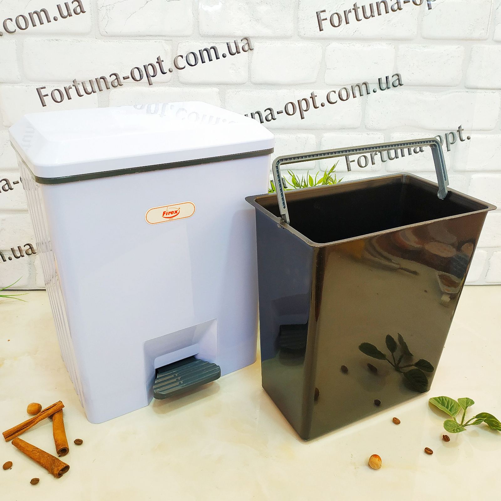 Ведро мусорное пластик с педалью и крышкой микролифт 8.5 л Stenson - 236819 ✅базовая цена $10.47 ✔ Опт ✔ Скидки ✔ Заходите! - Интернет-магазин ✅ Фортуна-опт ✅