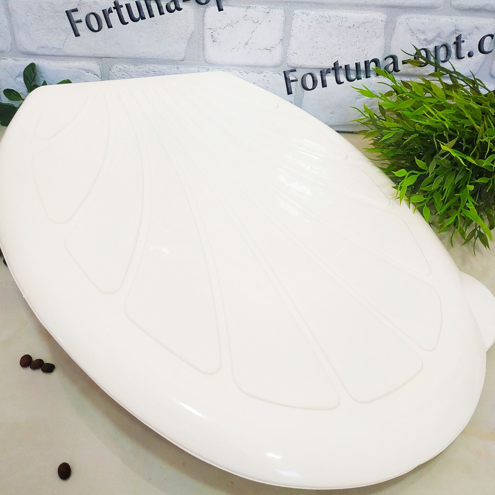 Крышка пластик Украина белая (З) 1312/2 ✅ базовая цена 302.80 грн. ✔ Опт ✔ Скидки ✔ Заходите! - Интернет-магазин ✅ Фортуна-опт ✅