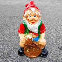 Гном средний на бочке 64 см полимер 0038 ➜ Оптом и в розницу ✅ актуальная цена -Интернет магазин ✅ Фортуна ✅