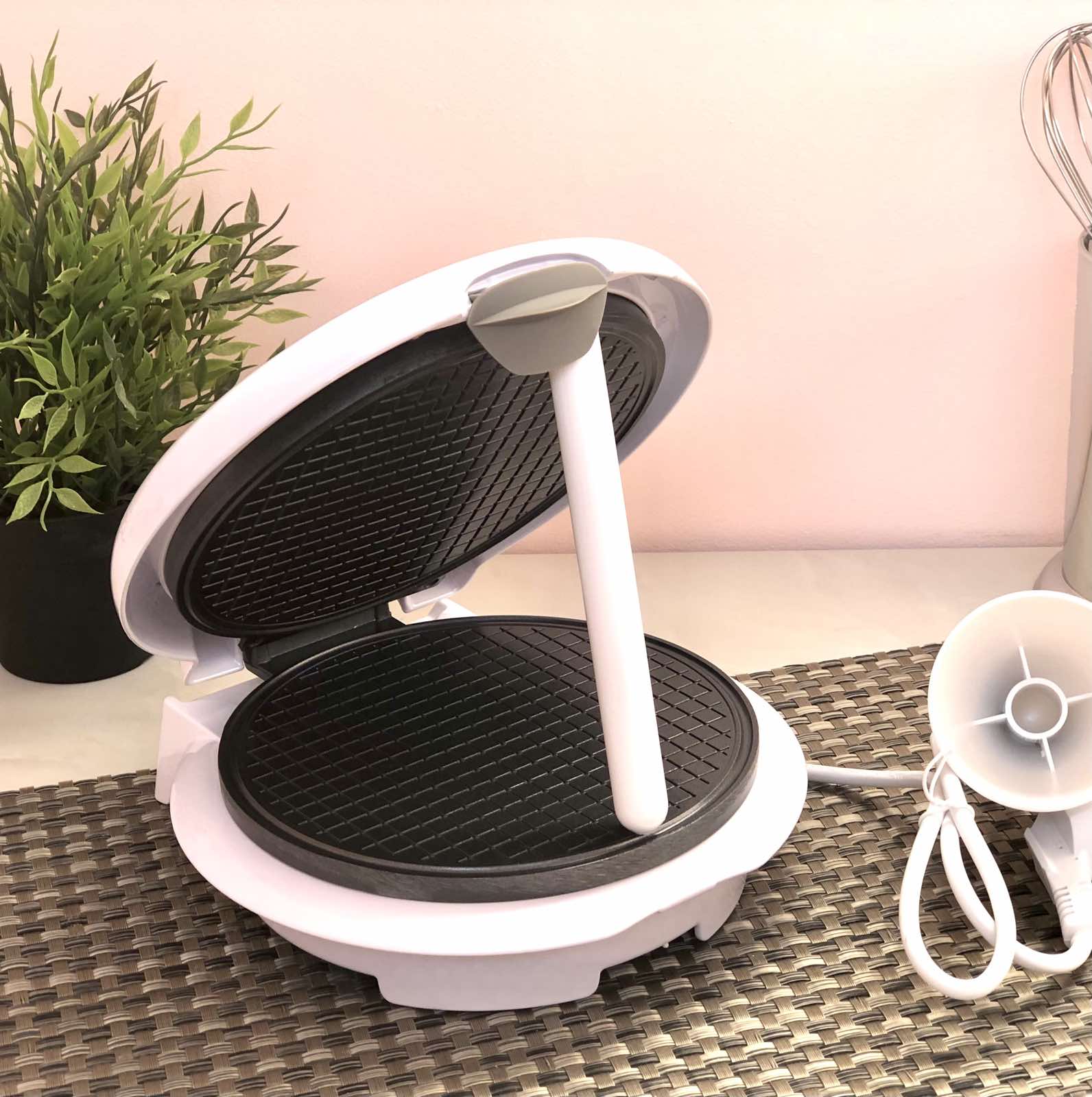 Вафельница для тонких вафель и трубочек Livstar LSU-1218 ✅ базовая цена $18.49 ✔ Опт ✔ Скидки ✔ Заходите! - Интернет-магазин ✅ Фортуна-опт ✅