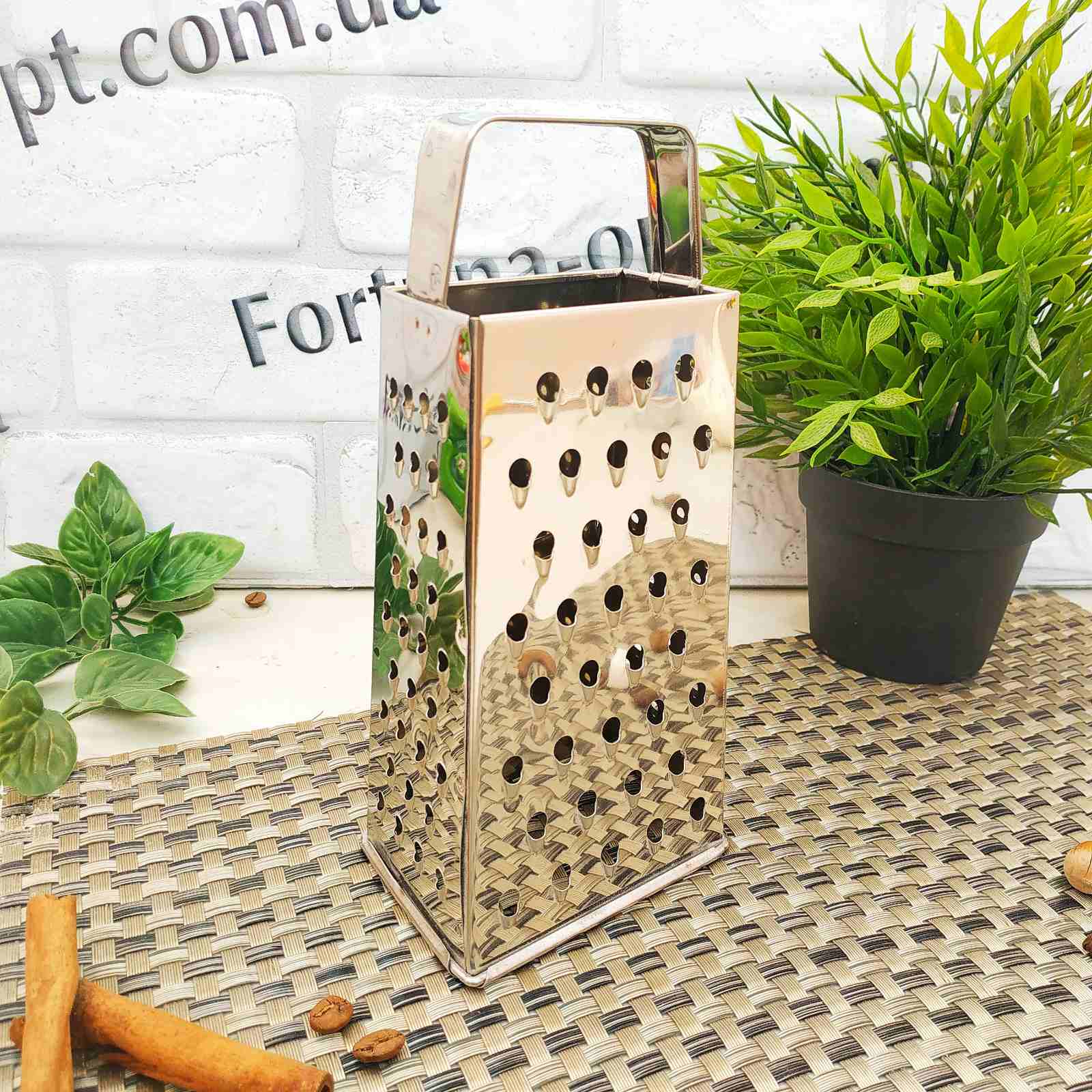 Терка нержавеющая четырехгранная  0686 ✅ базовая цена $1.67 ✔ Опт ✔ Скидки ✔ Заходите! - Интернет-магазин ✅ Фортуна-опт ✅