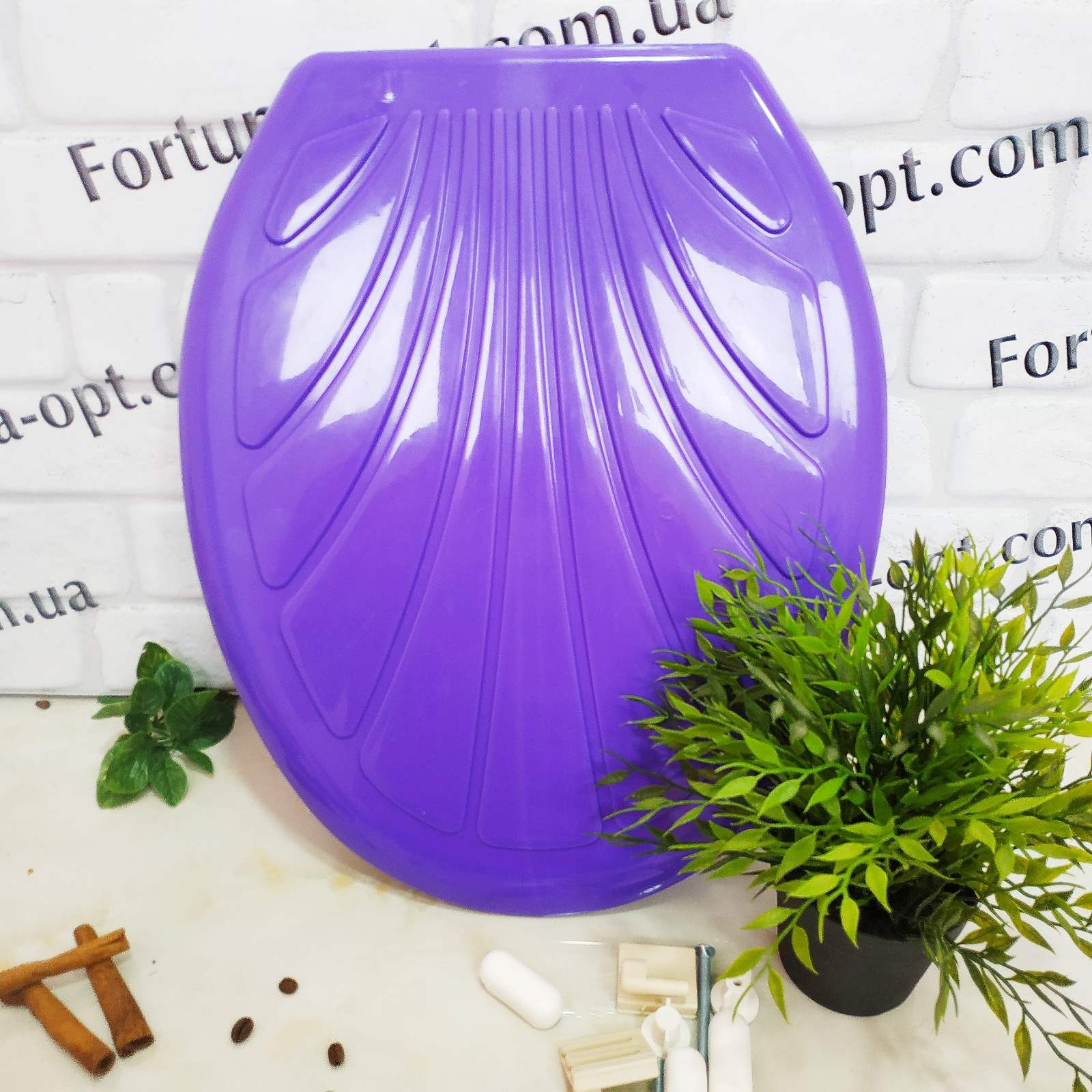 Крышка пластиковая Украина фиолетовая (З) 1312/13 ✅ базовая цена 155.40 грн. ✔ Опт ✔ Скидки ✔ Заходите! - Интернет-магазин ✅ Фортуна-опт ✅