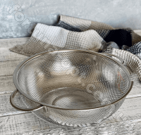 Дуршлаг с ручками из нержавеющей стали A-Plus - 1271 (22 cм) ✅ базовая цена $2.75 ✔ Опт ✔ Акции ✔ Заходите! - Интернет-магазин Fortuna-opt.com.ua.