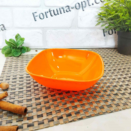 Миска  0,5 л пластиковая с крышкой Квадратная Весна 0063 ✅ базовая цена 21.82 грн. ✔ Опт ✔ Скидки ✔ Заходите! - Интернет-магазин ✅ Фортуна-опт ✅