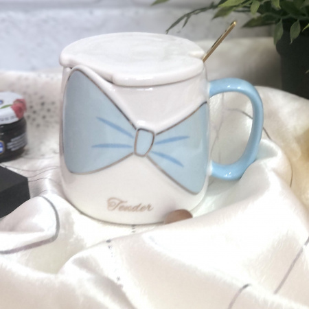 Чашка керамическая с крышкой и ложкой 400 мл "Bow" Stenson - 00517 ✅ базовая цена $5.86 ✔ Опт ✔ Скидки ✔ Заходите! - Интернет-магазин ✅ Фортуна-опт ✅